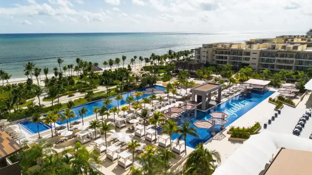 Royalton Riviera Cancun — Puerto Morelos / Riviera Maya corridor, Riviera Maya resort photo for private tour planning